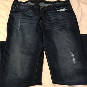 Kancan 3XL skinny jeans, distressed dark fabric.